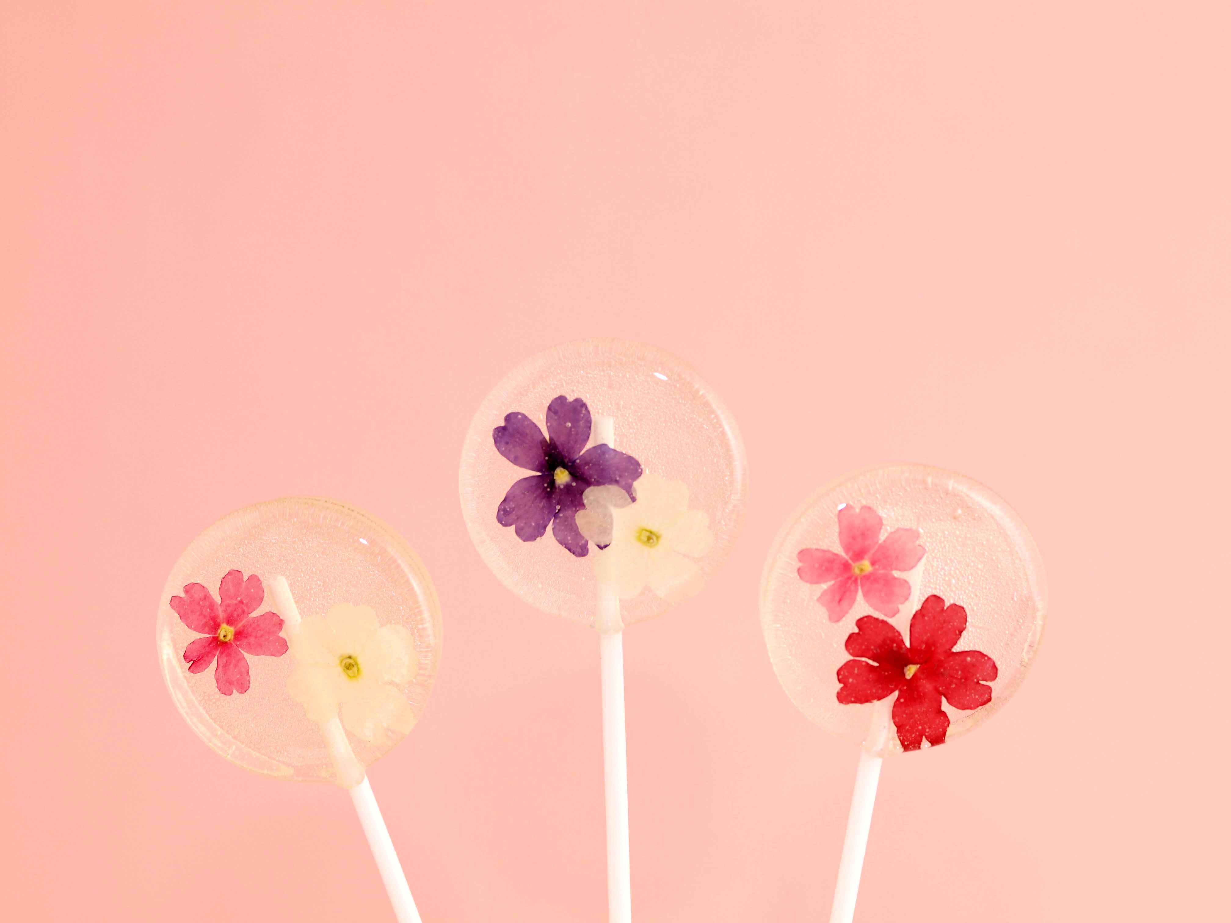 食べられる花 エディブルフラワー がキャンディに プチギフトに最適な花束ラッピングで発売中