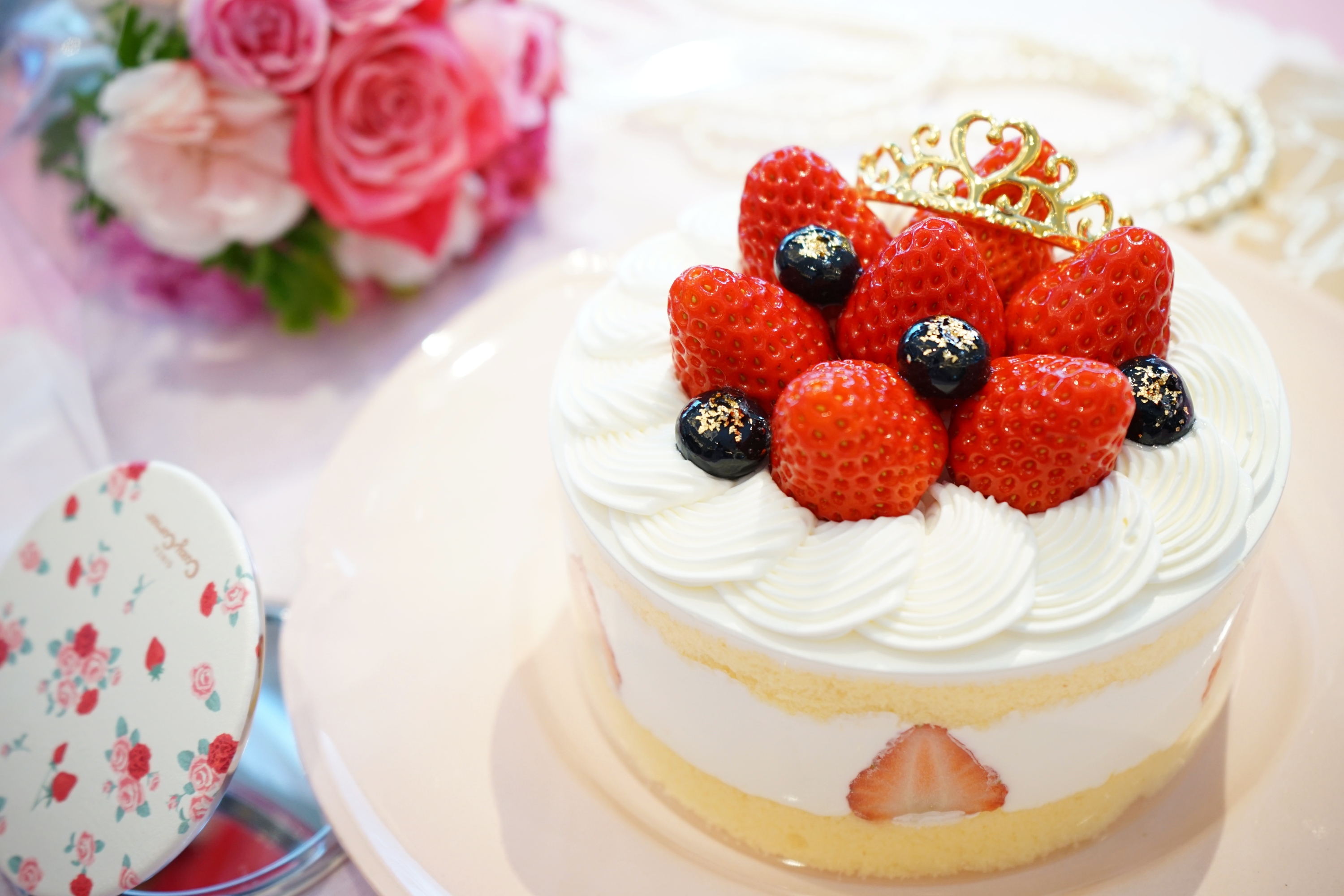 佐藤ひと美のスイーツレポート 37 母の日に贈る 苺のケーキ と感謝の気持ち